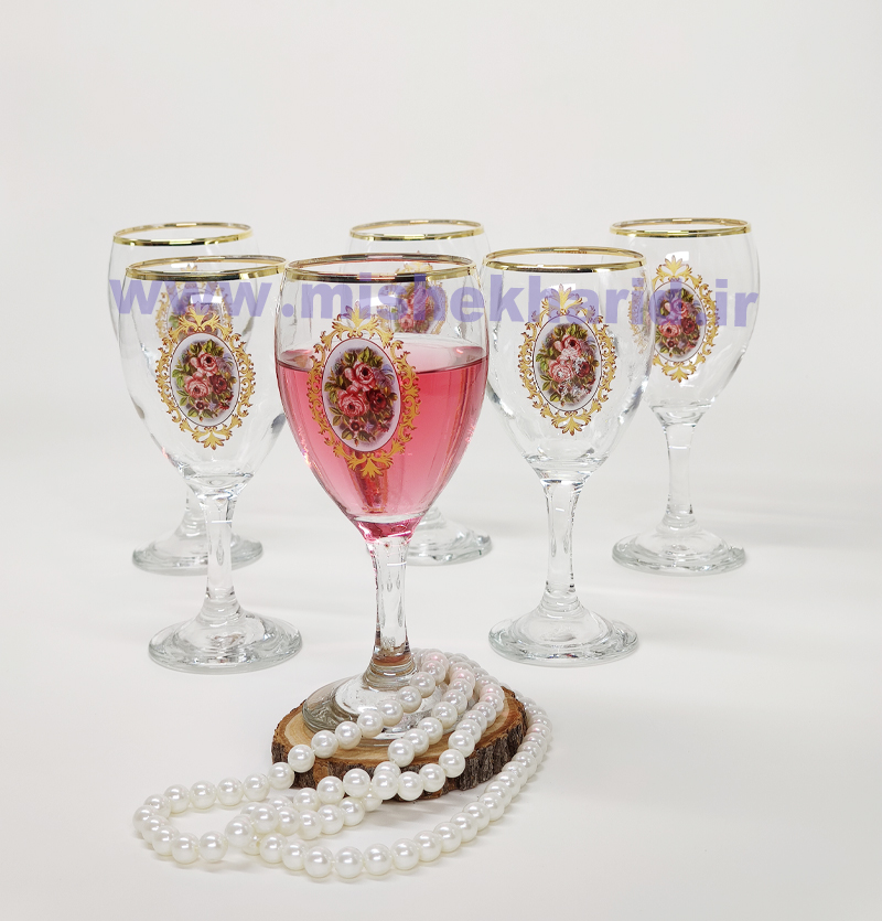 جام گیلاس لب طلا گلدار مدل kmargarita2