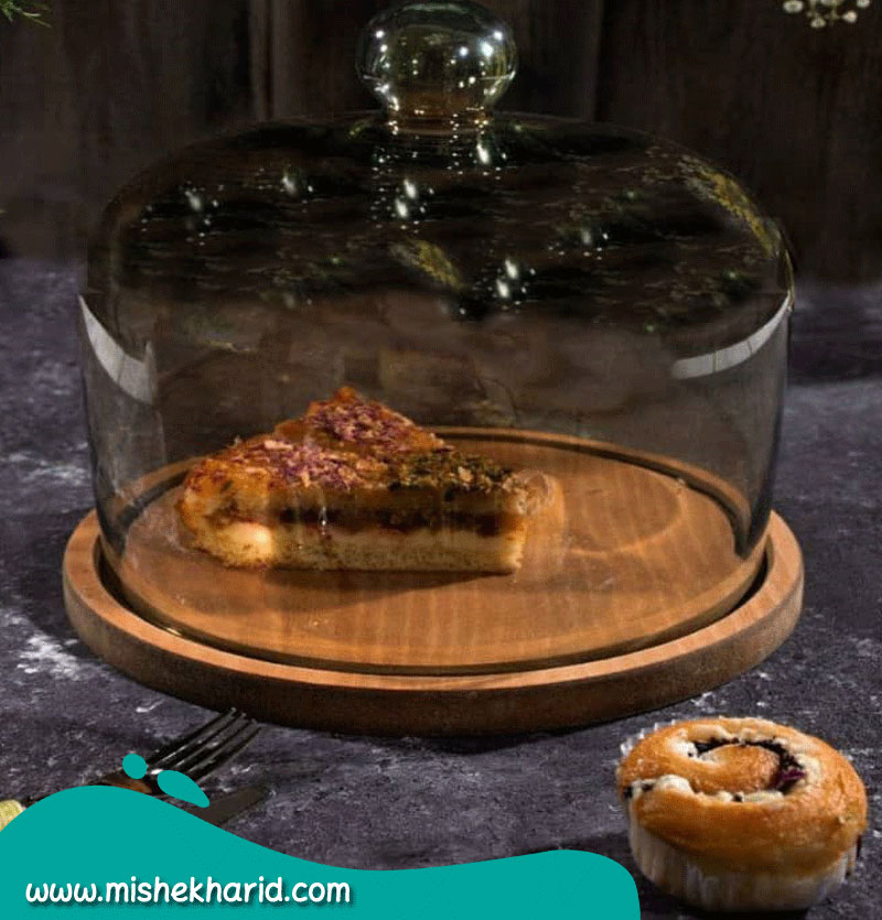 کیک خوری زیر چوب راش