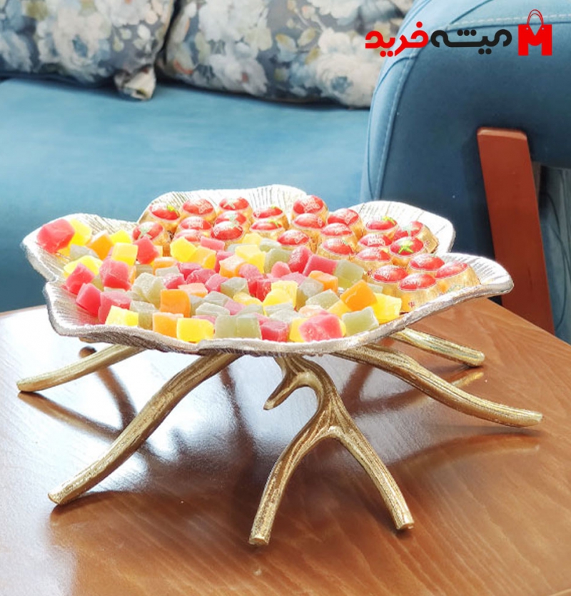 شیرینی خوری نقره ای